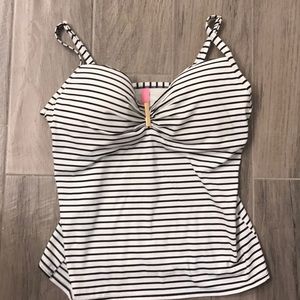 NWOT Victoria’s Secret tankini top